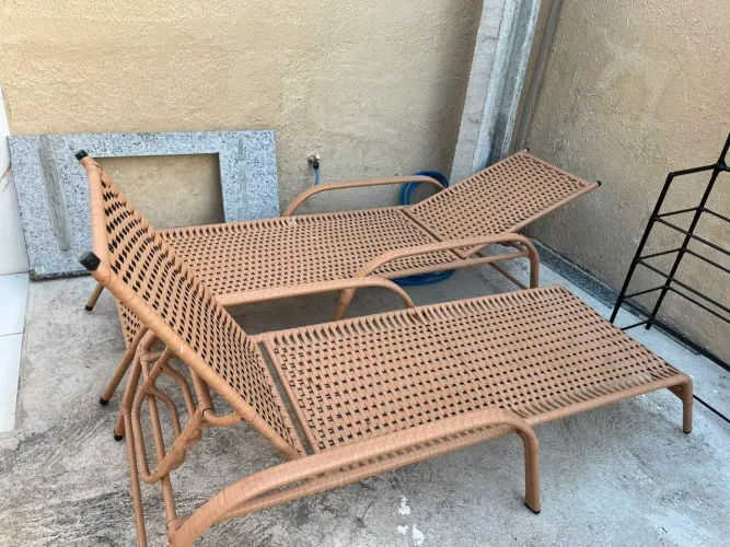 Cadeiras de fibra para piscina 