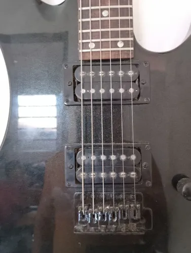 Guitarra Dean Vendetta 