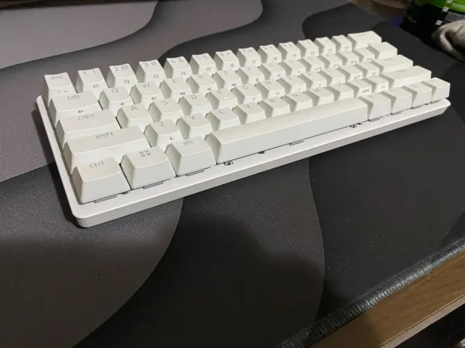 razer huntsman mini white red switch 60%