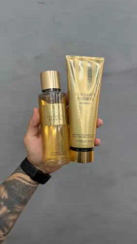 Perfume Victoria Secret ou creme lacrado