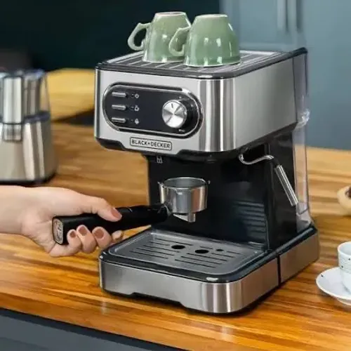 Cafeteira Elétrica BLACK+DECKER 2 em 1 - Compatível com cápsulas Nespresso e Dolce Gusto