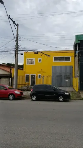 Imóvel para aluguel possui 300 metros quadrados em Chácaras Reunidas - São José dos Campos