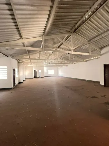 Barracão comercial na Av. Calógeras Centro