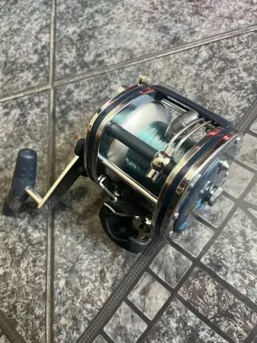 Molinetes e carretilhas para pesca