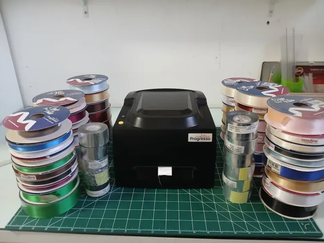 Vende-se máquina de personalizar Fita 