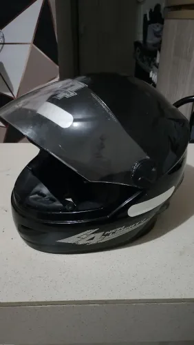 Capacete