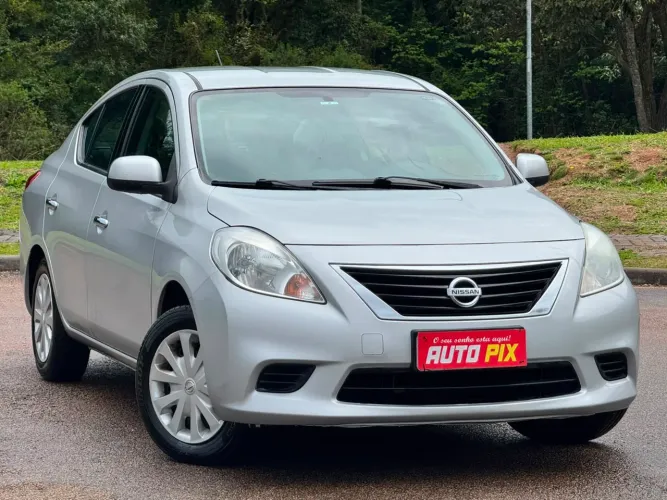Nissan Versa SV 1.6 16V Flex Fuel 4P Mec. 2014