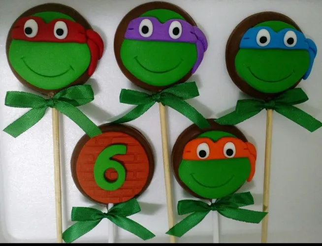 Pirulito de chocolate tartarugas ninjas