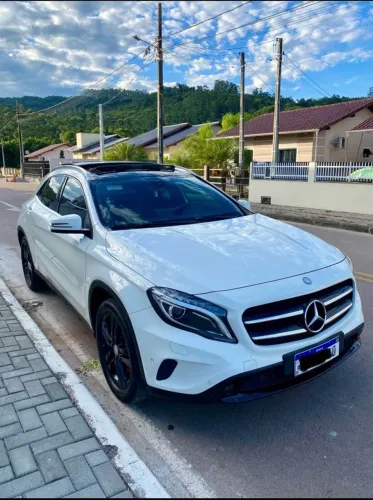 Mercedes-Benz GLA 200 Enduro 1.6 TB 16V Flex Aut. 2016