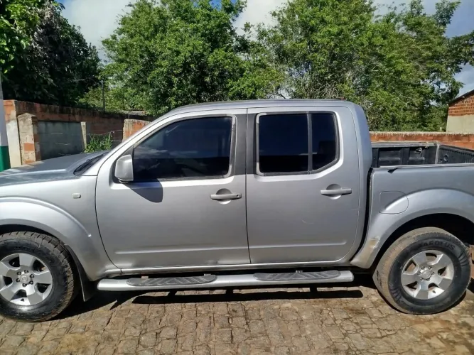Nissan Frontier XE CD 4X2 2.5 TB Diesel 2010