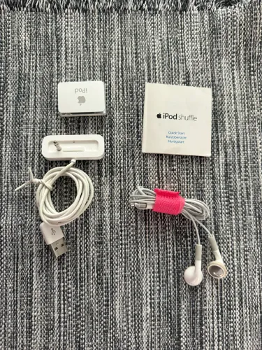 iPod shuffle