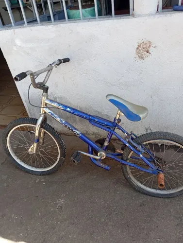 BICICLETA BMX DNZ