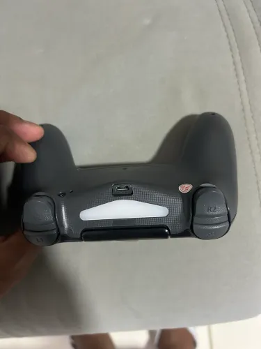 2 manetes  ps4 por 120 R$