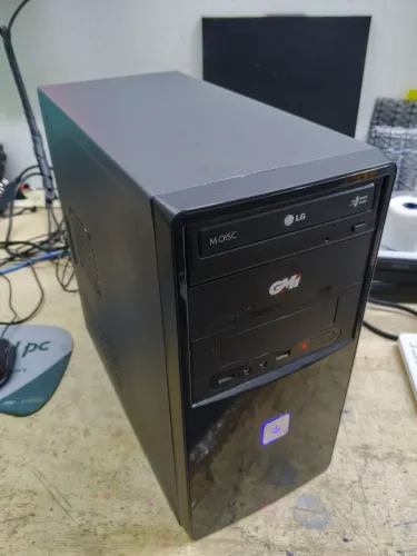 Vende-se desktop i5