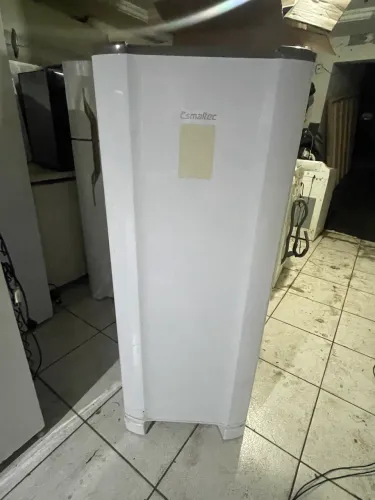Geladeira esmaltec