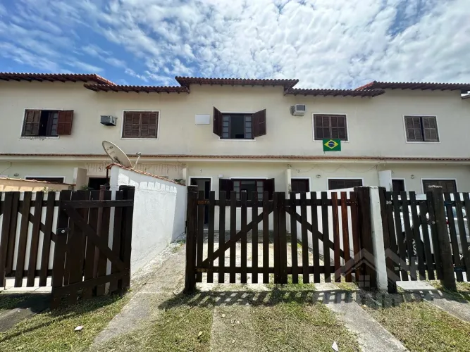 Casa duplex - Ribeira, Cachoeiras de Macacu, RJ.