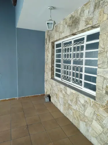 Casa para venda tem 162 metros quadrados com 4 quartos em Vila Rosália - Guarulhos - São P