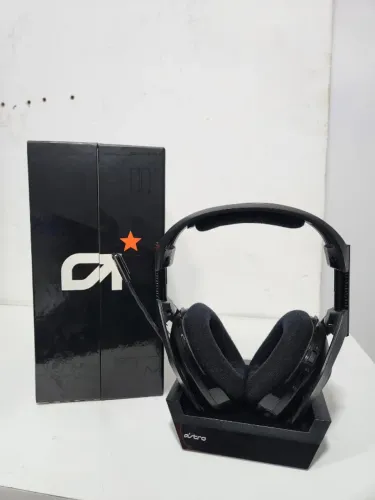 Headset Sem Fio ASTRO Gaming A50 + Base Station 4 para PS4, PC
