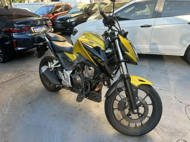 CB 300F Twister Flex