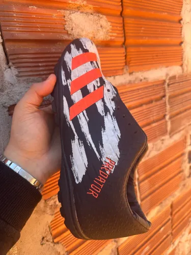 Chuteira Society da Adidas (Predator) n°42