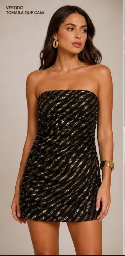 Vestido tomara que caia em paetê dourado muito brilho e elegância tam P