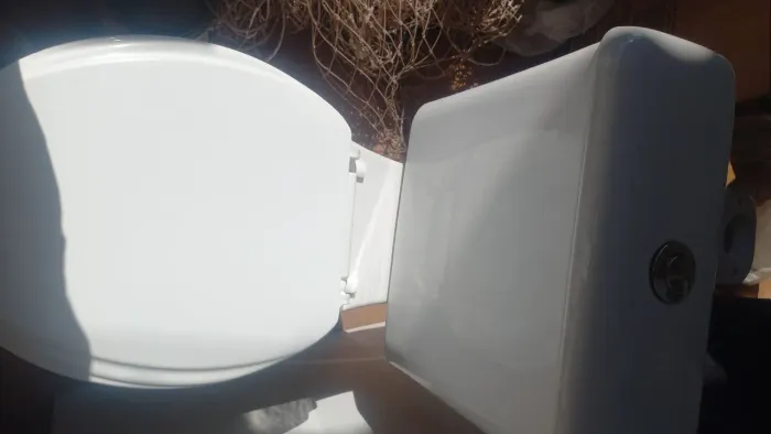 CONJUNTO SANITÁRIO CELITE EM ESTADO DE NOVO 