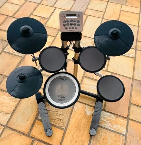 Bateria Eletrônica Roland HD3 V-Drums Lite c/ Manual em Perfeito Estado abaixo do preço