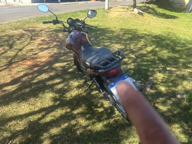 Vendo ou troco 150 zera aproveite
