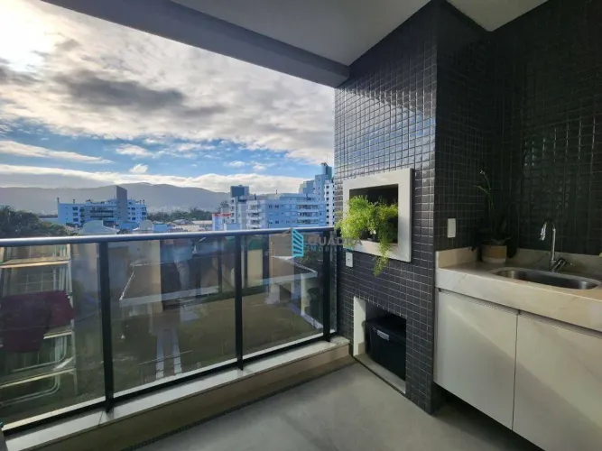 Apartamento com 2 dormitórios para alugar, 79 m² por R$ 6.233,90/mês - Trindade - Florianó