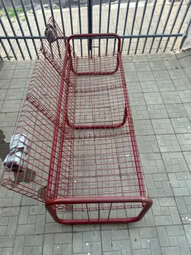 Sofá de metal para varanda