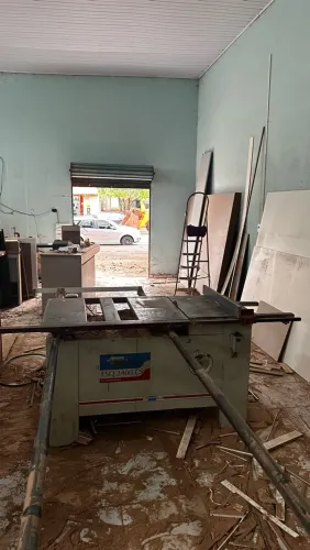 Esquadrejadeira Maksiwa 2400