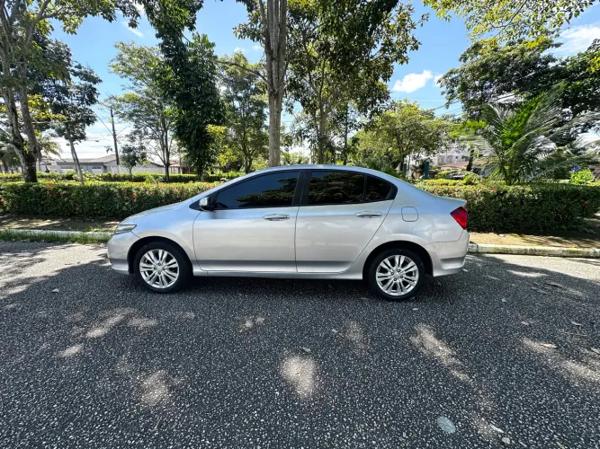 Honda City Sedan LX 1.5 Flex 16V 4P Aut. 2014