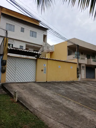 Carmen Imóveis Aluga Apartamento térreo Praia Brava 