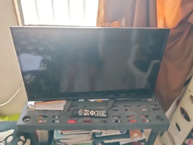 Tv AOC 32 polegadas valor R$ 850 reais vender já