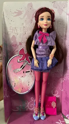 Boneca Disney Descendants - Jane (Auradon Prep) Hasbro 2015 Original - Na Caixa