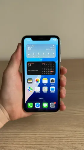 iPhone XR 64 GB Branco