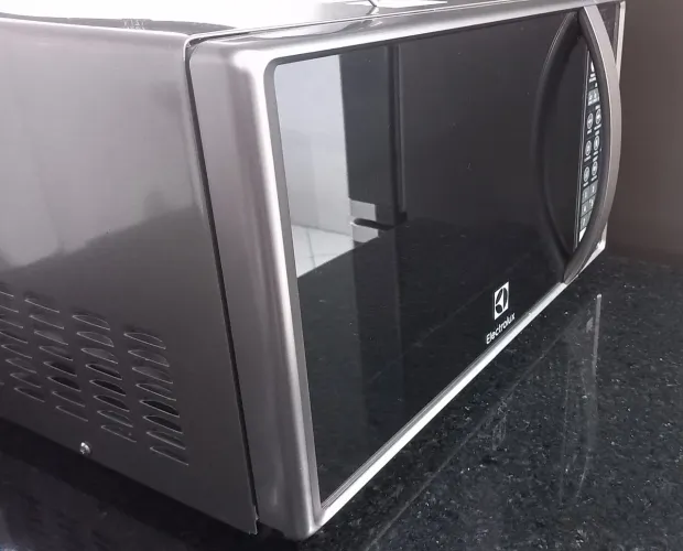 Micro-ondas Eletrolux (Novo)