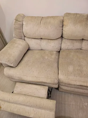 Sofá 03 lugares super macio e confortável