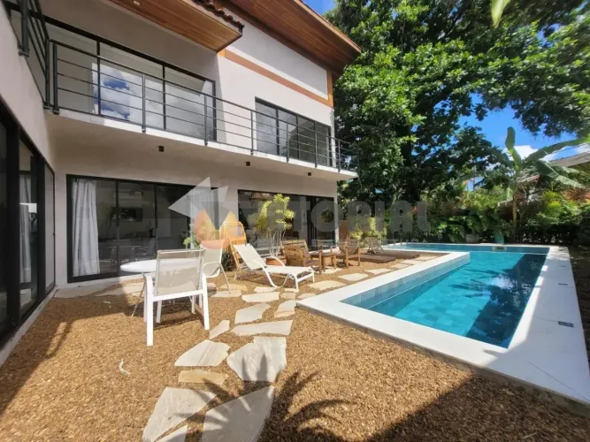 Sobrado com 4 dormitórios à venda, 300 m² por R$ 3.700.000 - Toque Toque Pequeno - São Seb
