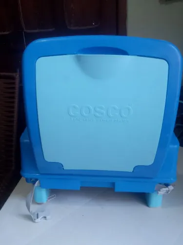 Cadeirinha  de refeição bebê cosco 