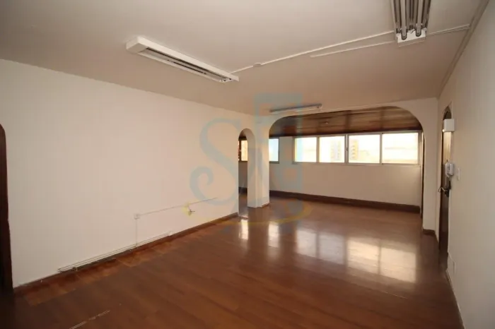 Excelente oportunidade de investimento: Andar comercial à venda em Belo Horizonte/MG, bair