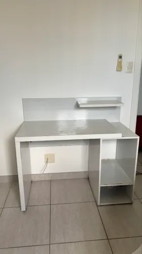 DOAÇÃO Escrivaninha 