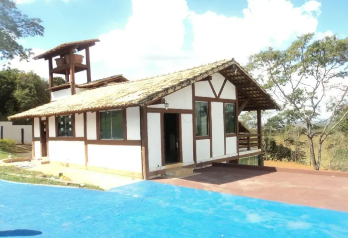Fazenda / Sítios / Chácaras com 3 quartos à venda em Confins