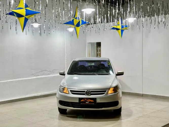 Volkswagen Voyage Trend 1.6 MI Total Flex 8V 4P 2013