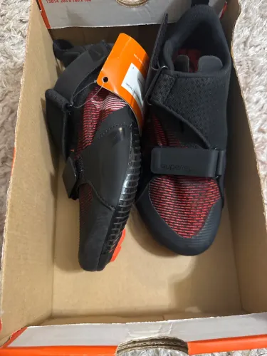 Nike sapatilha superred cycle nova 
