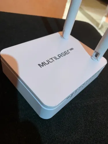 Roteador Wi-Fi novo 