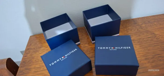 2 estojos originais para relógio Tommy (sem espuma)