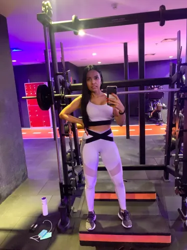 Roupa de academia marca Fluido Fit