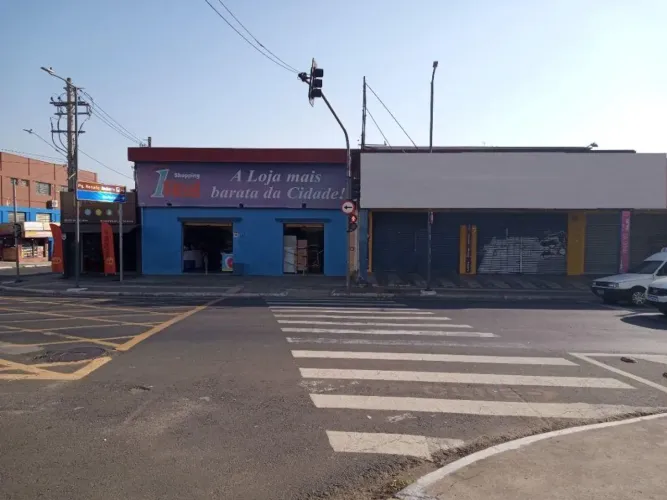Salão à venda e para alugar em Hortolândia, Loteamento Remanso Campineiro, com 240 m²