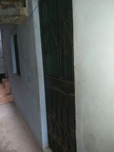 Alugo quarto no bairro alvorada 3.